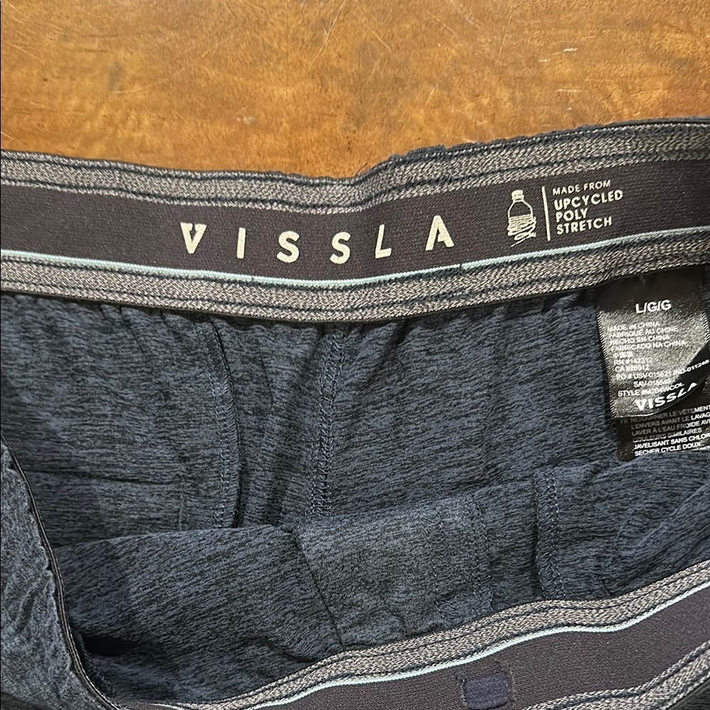 VISSLA Men's Dark Gray Athletic Shorts - Picture 2 of 10